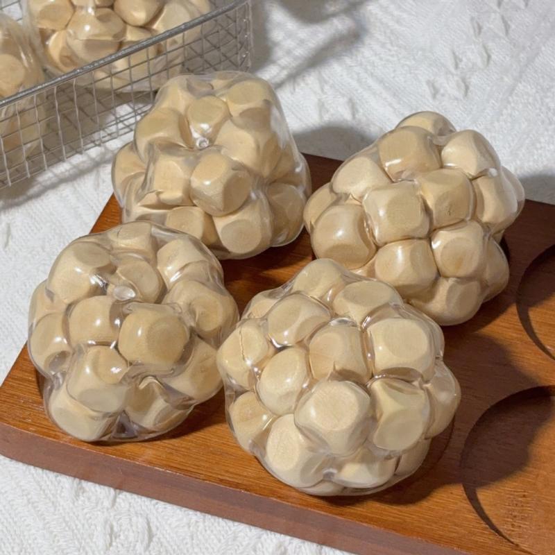 Wooden Noisy Ball Squishy Toy  - огляд і ціна Kids Toys Entertainer